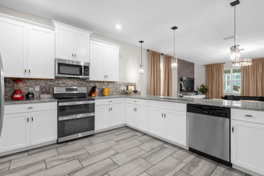 Property image 8